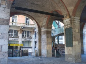 Portici Loggia Mercanti