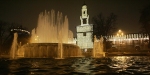 castello con fontana notturno